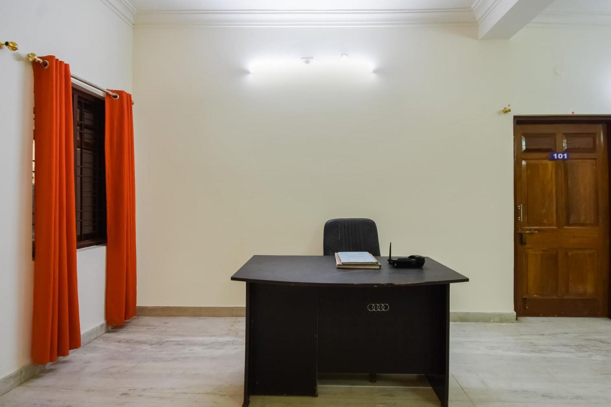 בובנשוואר Hotel O Mks Inn מראה חיצוני תמונה